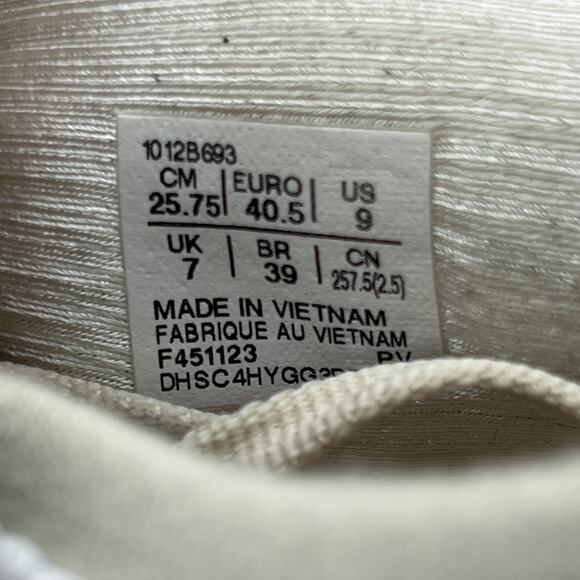 Asics Gel Nimbus 26 Running Shoes Women Size 9 White Beige Comfort Low Sneakers - Picture 8 of 8